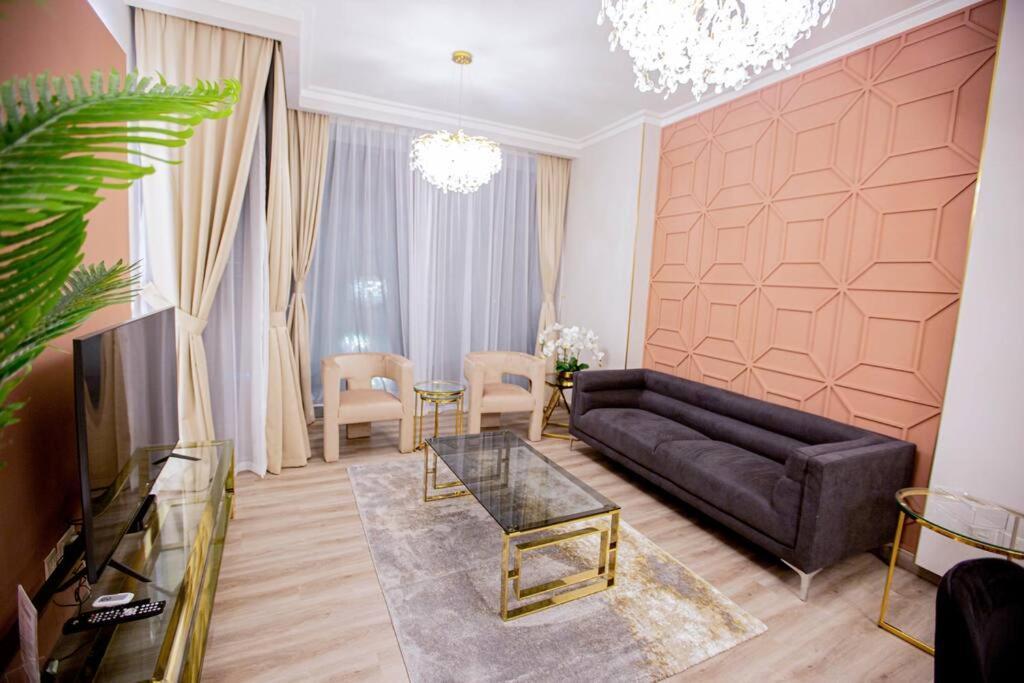 Magnificent 2 Bedroom With Stunning Burj Khalifa View ดูไบ ภายนอก รูปภาพ